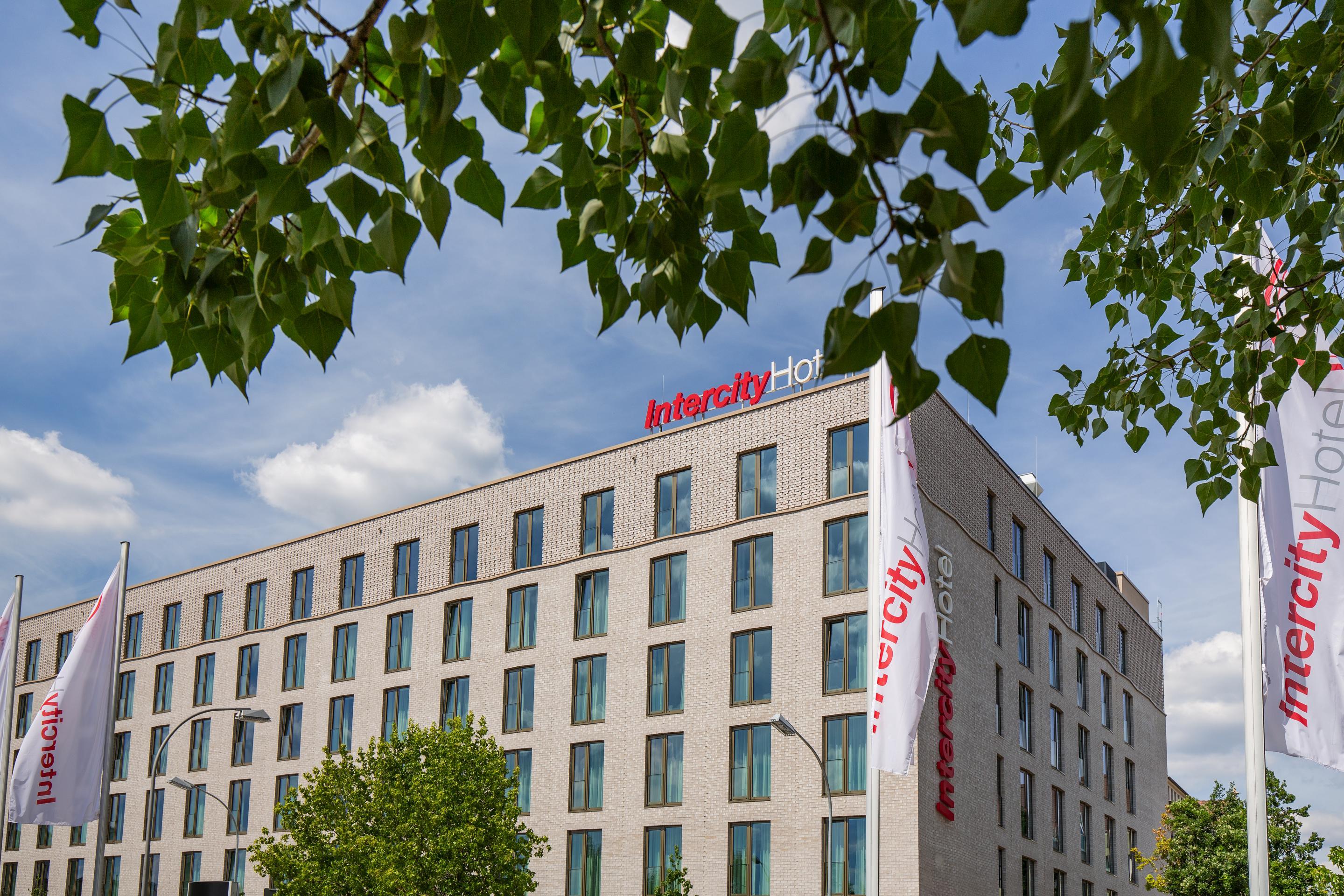 Intercityhotel Saarbruecken Exterior photo