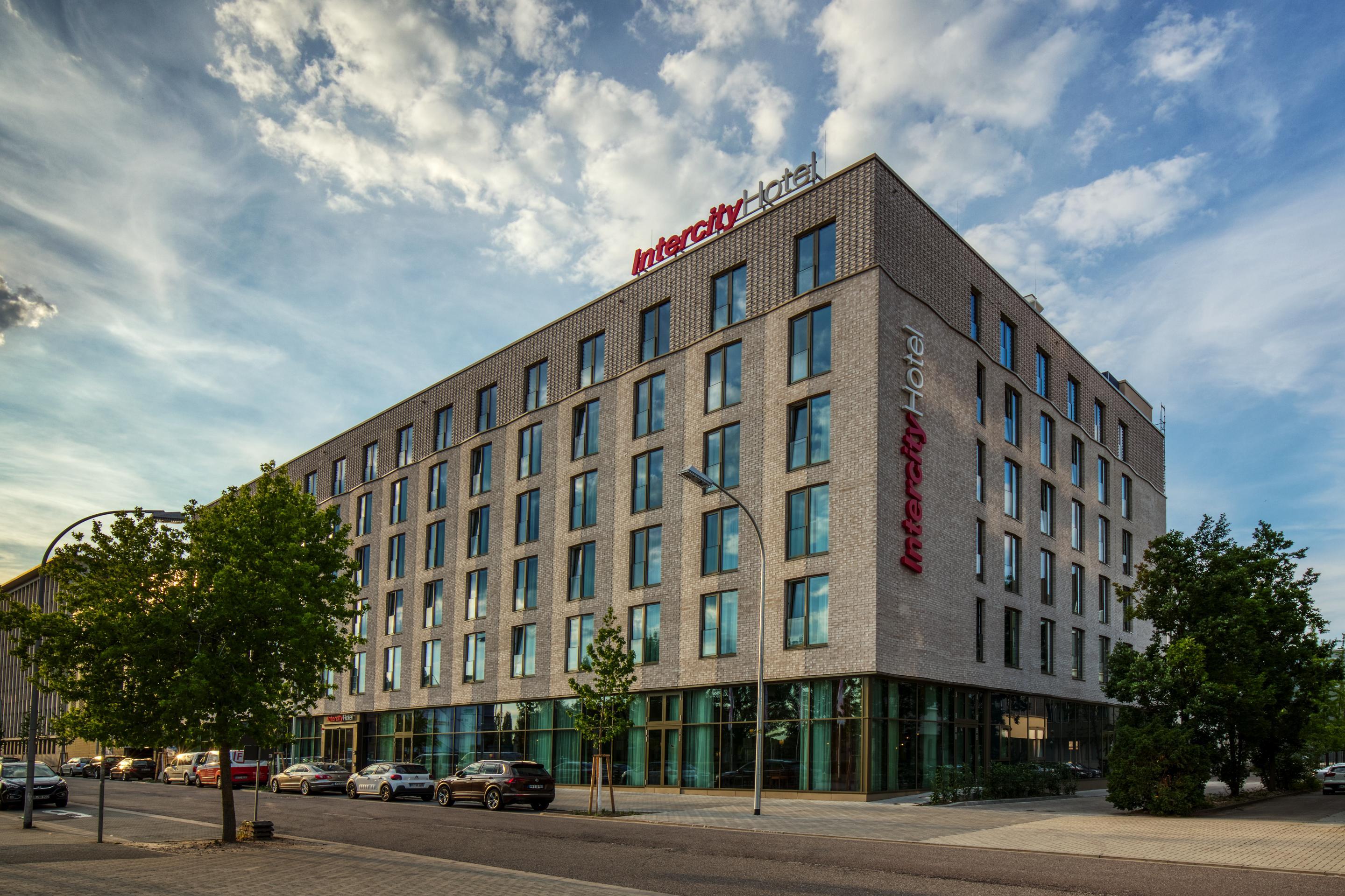 Intercityhotel Saarbruecken Exterior photo