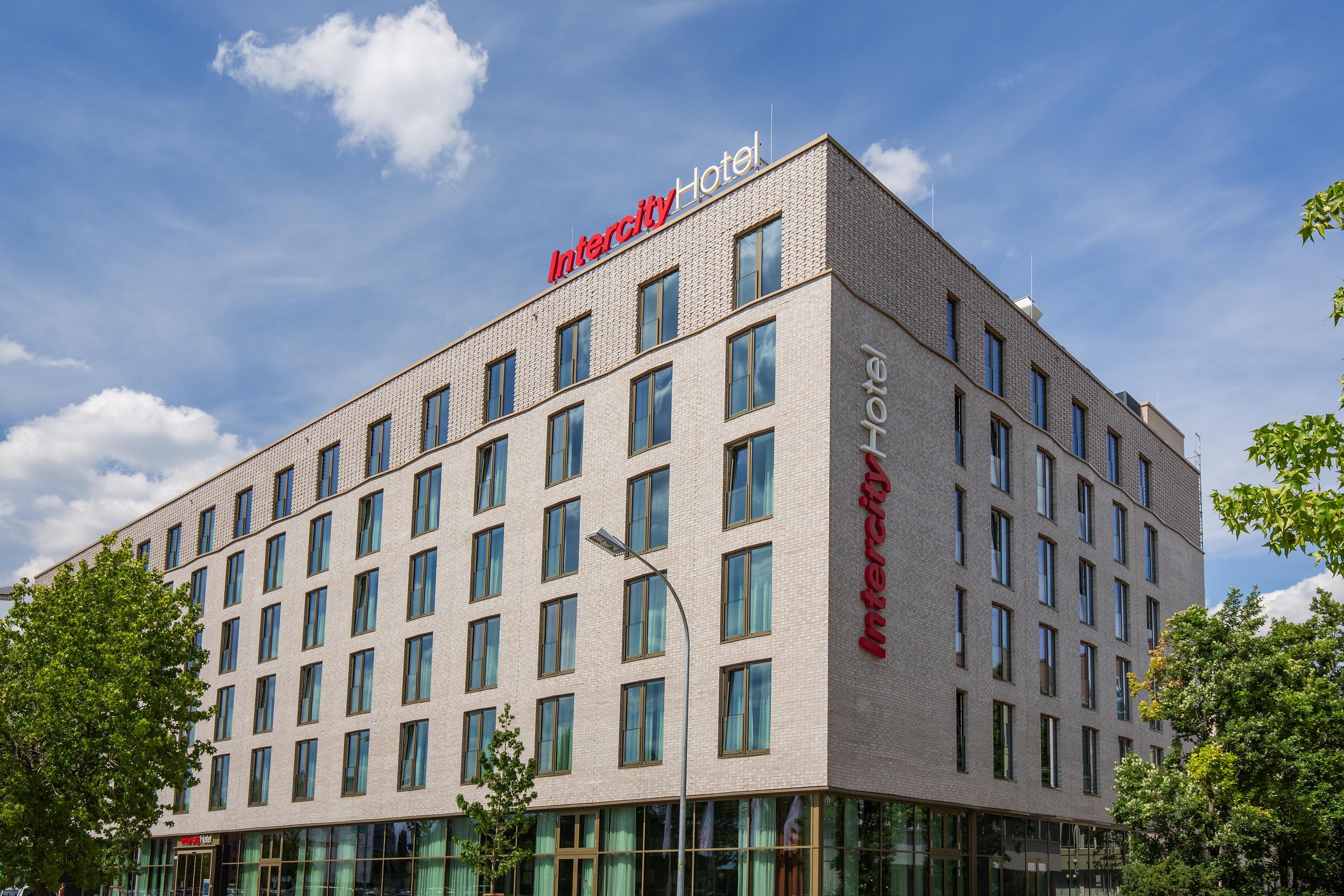 Intercityhotel Saarbruecken Exterior photo
