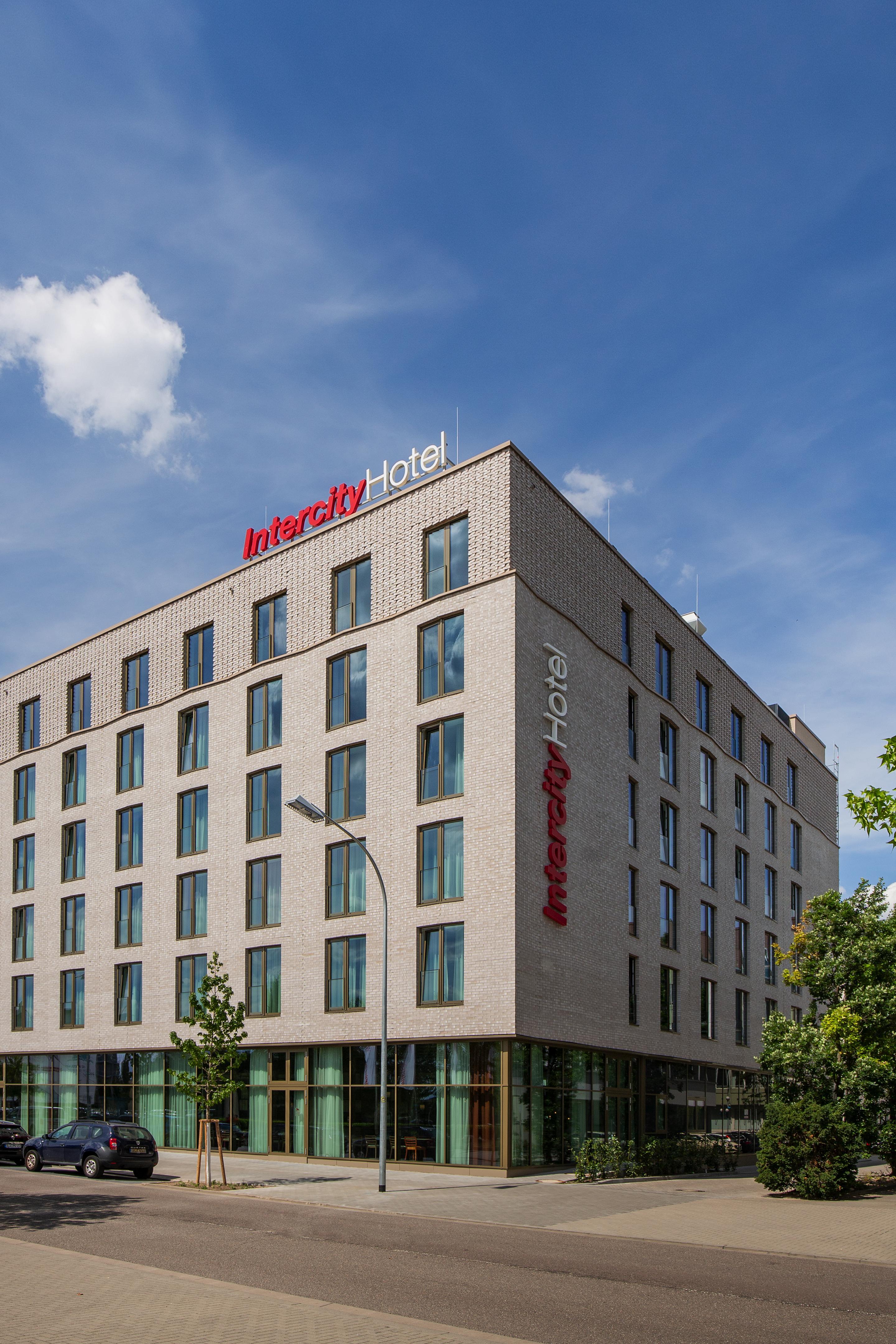 Intercityhotel Saarbruecken Exterior photo